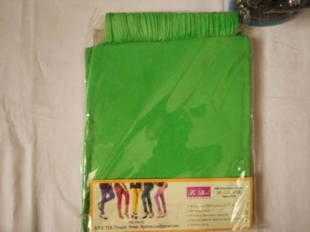 Fly Birds Light Green Leggings (XL)